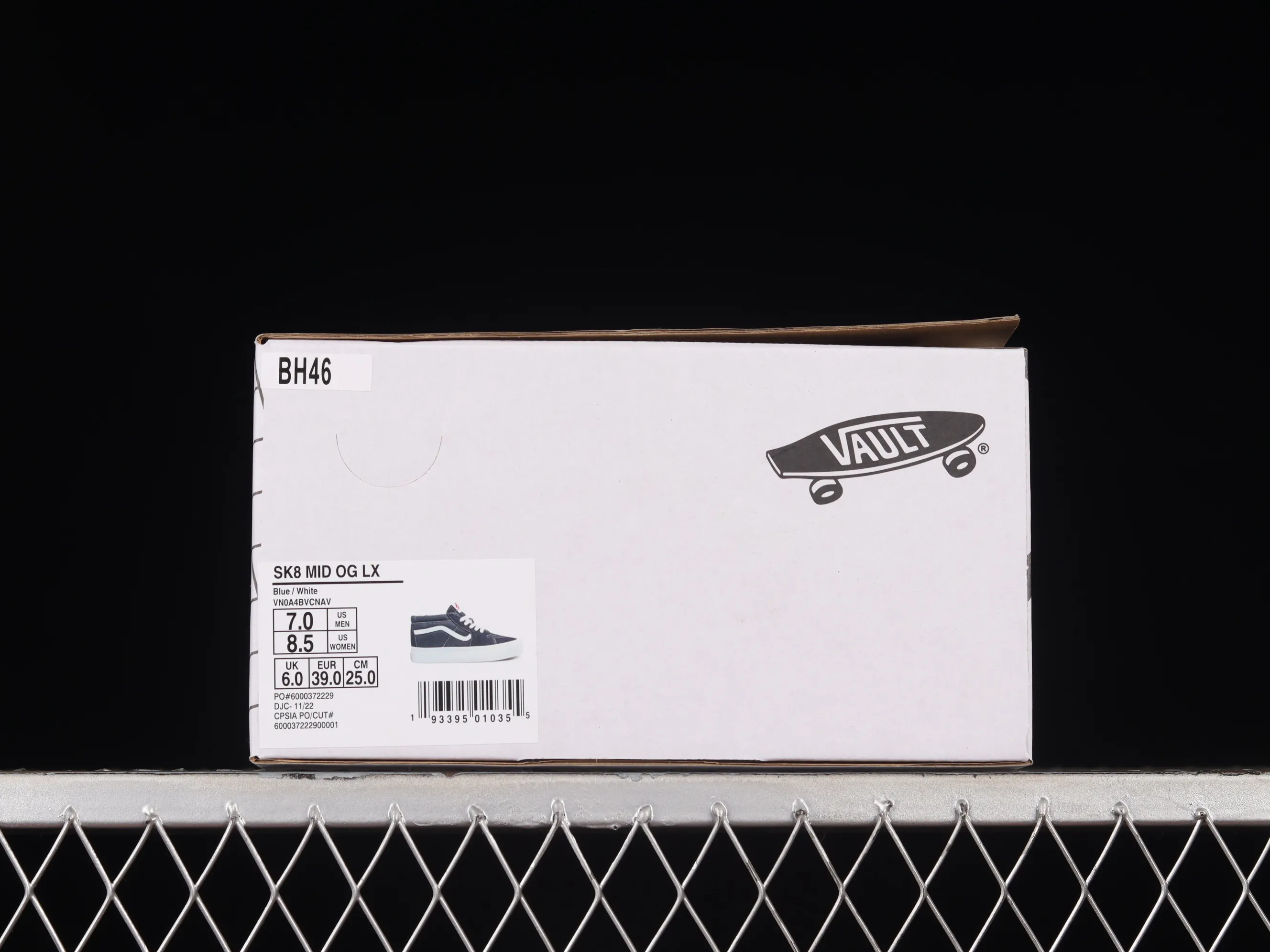 All categories Vans Vans series Vans Mid Vans China Vans Vault OG Sk8-Mid Vans official high-end branch navy blue mid-top retro simple casual canvas shoes VN0A4BVCNAV
